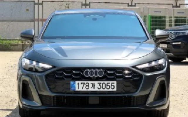 A5 (B10) 40 TFSI 콰트로 S-라인 아우디 2025/12 7,454km